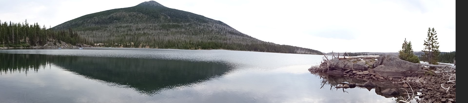 pano shot Olallie Butte from O lake